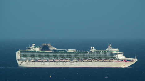 Cruise-ship-departed