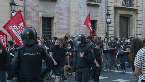 Friedliche-Demonstration-Junger-Kommunisten-In-Valencia,-Spanien