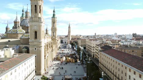 Luftaufnahme-Von-Zaragoza-Mit-Der-Kathedrale-Basilika-Unserer-Lieben-Frau-Von-Der-Säule-Spanien
