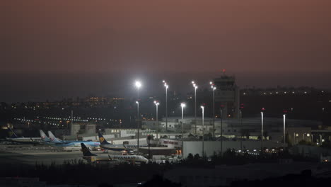 Nachtflughafenpanorama