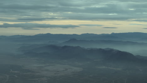 Panorama-Aus-Dem-Flugzeugfenster