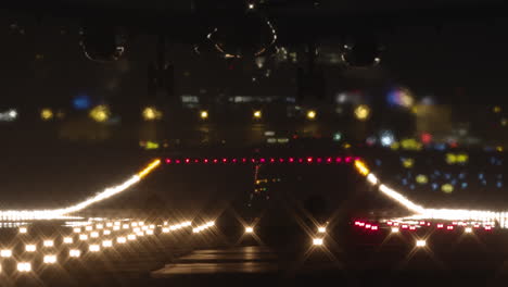 Airplane-Landing-at-Night-Slow-Motion