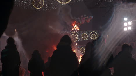 Bonfire-to-destroy-ninot-at-Fallas-festival-in-Spain