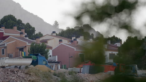 Casas-En-La-Montaña-Viviendo-En-Polop-España