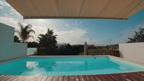 Sunny-pool-villa-in-portugal