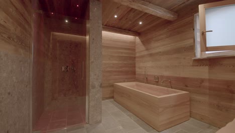 Innenansicht-Eines-Unverwechselbaren,-Luxuriösen-Badezimmers-Aus-Holz
