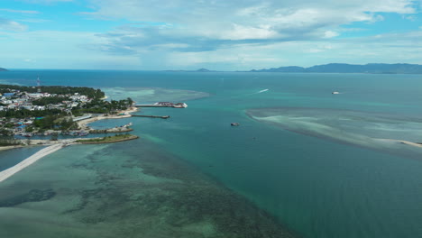 Aerial-of-Tropical-Lagoon-in-Koh-Phangan,-Pantip,-Thailand