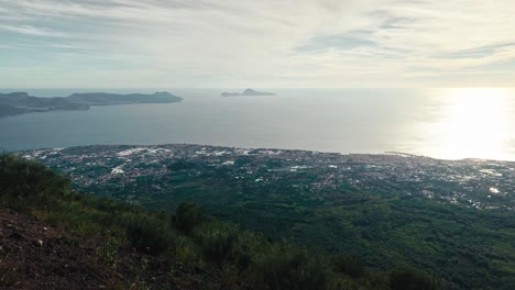 Mount-Vesuvius-View-of-Naples-Coastline,-Italy