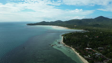 Aerial-View-of-Panburi-Village-Coastal-Tropical-Landscape