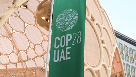 Vista-Del-Sitio-De-La-COP28-En-Los-Emiratos-Árabes-Unidos-Celebrada-En-Expo-City-En-Dubai,-Emiratos-Árabes-Unidos