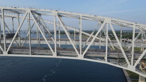 Traffic-over-the-Blue-Water-Bridge,-Port-Huron-Michigan,-USA