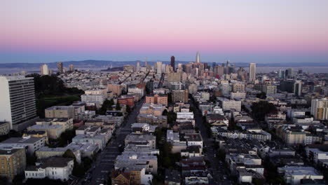 Aerial-tracking-shot-of-the-Pacific-Heights-neighborhood,-sunset-in-San-Francisco