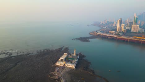 Haji-Ali-Dargah---Mumbai-Drone-Footage,-India-Mumbai's-Stunning-Aerial-view