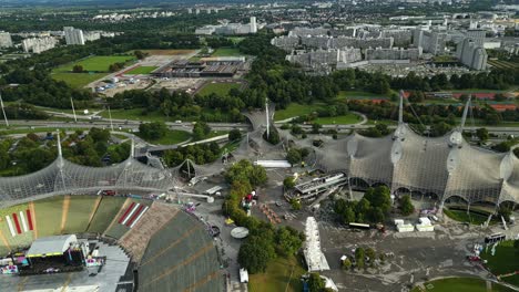 Strukturentwurf-Für-Das-Zeltdach-Des-Olympiastadions-Und-Der-Umliegenden-Halle