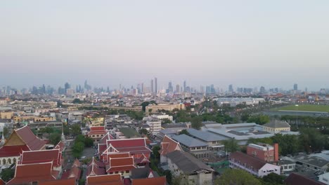 Thailand-Drohnenaufnahmen-Der-Atemberaubenden-Skyline-Von-Bangkok