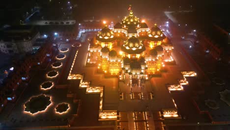 Swaminarayan-Akshardham-Mandir-In-Neu-Delhi,-Luftaufnahme