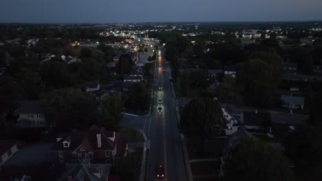 Kleinstadt-Amerika-Bei-Nacht