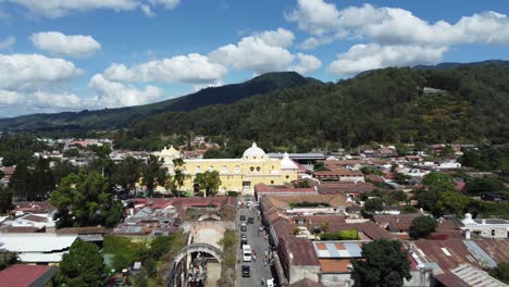 Altstadt-Von-Antigua,-Guatemala
