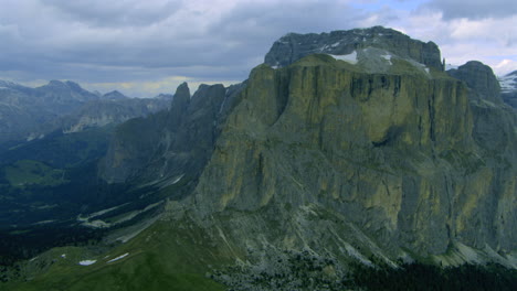 Rocky-Mountain-Cliffs-and-Peaks-in-Italy's-Dolomites-Alps,-Aerial-Landscape