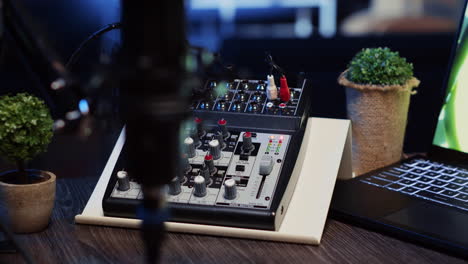 Professional-analog-mixer-and-microphone-used-to-produce-high-fidelity-audio