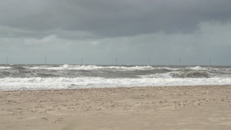Waves-hitting-the-shores-on-the-west-coast-of-northern-Jutland-in-Denmark