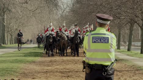 Metropolitan-Police-assist-at-the-Major-Generals-Parade