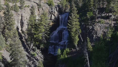 Slow-Motion-Shot-of-Yellowstone-National-Park-Waterfall