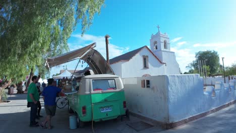 Vista-De-La-Iglesia-De-San-Pedro-De-Atacama-En-Chile,-Sudamérica