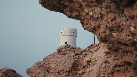 Imposante-Festung-Im-Oman-Mit-Reichem-Historischen-Erbe