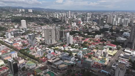 Wide-angle-reveal-from-Fuente-Circle-across-Cebu-City