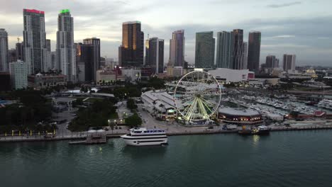 Bayfront-Park,-Miami,-Florida
