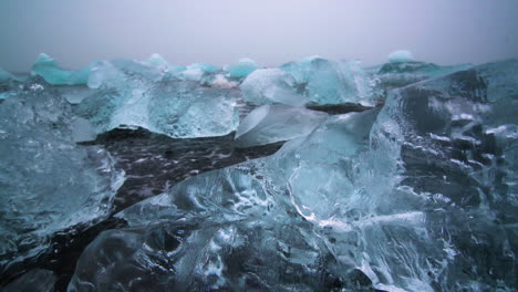 Icebergs-En-Diamond-Beach-En-Islandia.