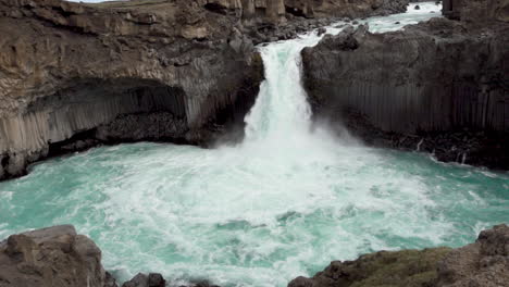 The-Aldeyjarfoss-Waterfall-in-North-Iceland.