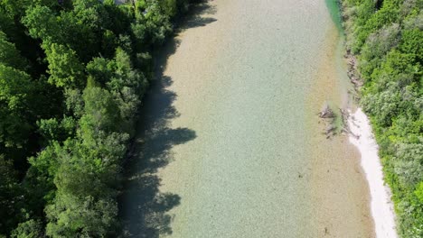 Drone-shot-revealing-the-beautiful-town-of-Lenggries-along-the-dry-Isar-River-due-to-drought,-Bavaria,-Germany