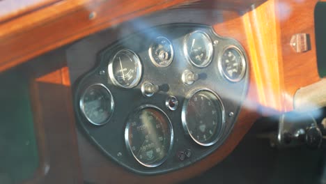 Vintage-car-interior-details