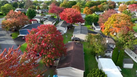 Manufactured-homes-in-American-suburb-during-autumn