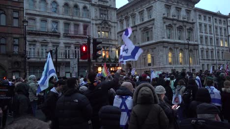 Manifestación-Contra-El-Antisemitismo-En-Whitehall,-Londres,-Reino-Unido.-26.11.23