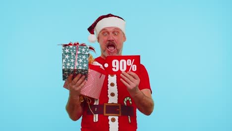 Mann-Im-Roten-Weihnachts-T-Shirt-Mit-Geschenkbox-Und-90-Prozent-Rabatt-Aufschrift,-Banner-Textnotiz