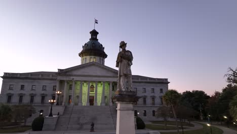 South-Carolina-State-House-Und-Denkmal-Für-Die-Toten-Konföderierten