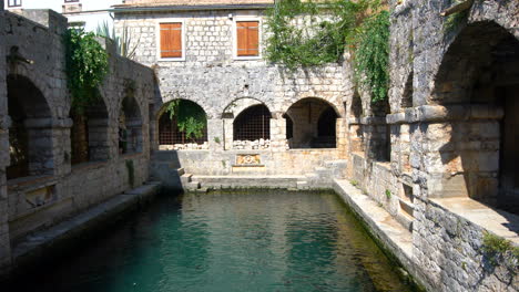 Castillo-De-Tvrdalj-En-Starigrad,-Croacia