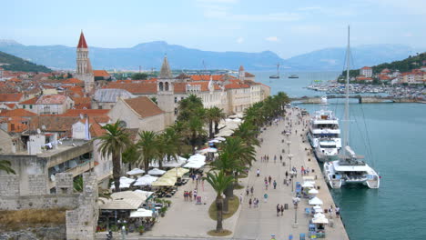 Panoramablick-Auf-Die-Altstadt-Von-Trogir-In-Kroatien