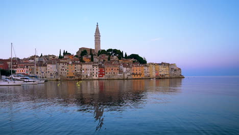 Rovinj,-Kroatien---Wunderschöne-Skyline-Der-Stadt