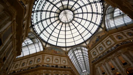 Galería-Vittorio-Emanuele-Ii-En-Milán
