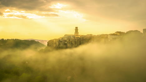 Time-Lapse-of-Pitigliano-old-town-in-Italy