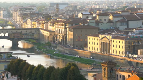 Skyline-Von-Florenz---Brücke-Ponte-Vecchio,-Italien