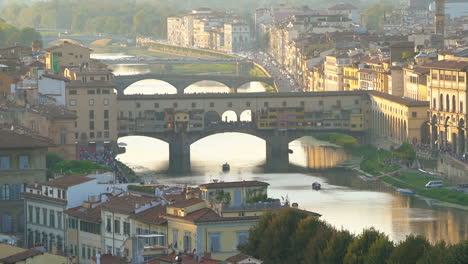 Horizonte-De-Florencia---Puente-Ponte-Vecchio,-Italia