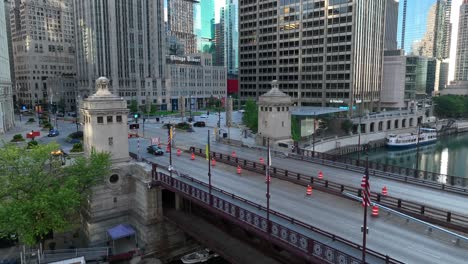 Aerial-shot-of-bridge-over-Chicago-river