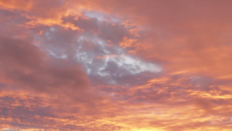 Attraktive,-Epische,-Farbenfrohe-Himmelswolken-Bei-Sonnenuntergang,-Zeitraffer