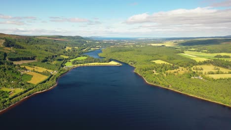 East-Side-of-Loch-Ness,-Scotland