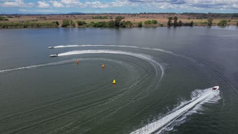 Speedboats-Racing-On-Clarence-River-In-Grafton,-NSW,-Australia